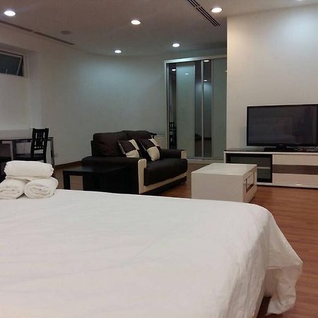 Wte Binjai 8 Homestay Куала-Лумпур Экстерьер фото